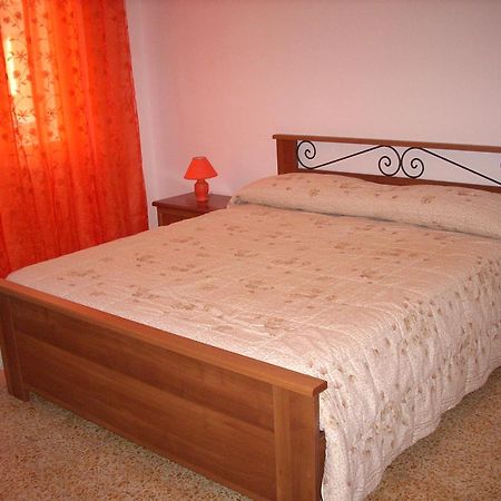 Il Giardino Del Nespolo Bed & Breakfast Alghero Ngoại thất bức ảnh