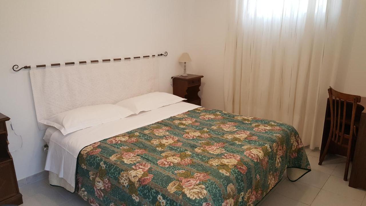 Il Giardino Del Nespolo Bed & Breakfast Alghero Ngoại thất bức ảnh