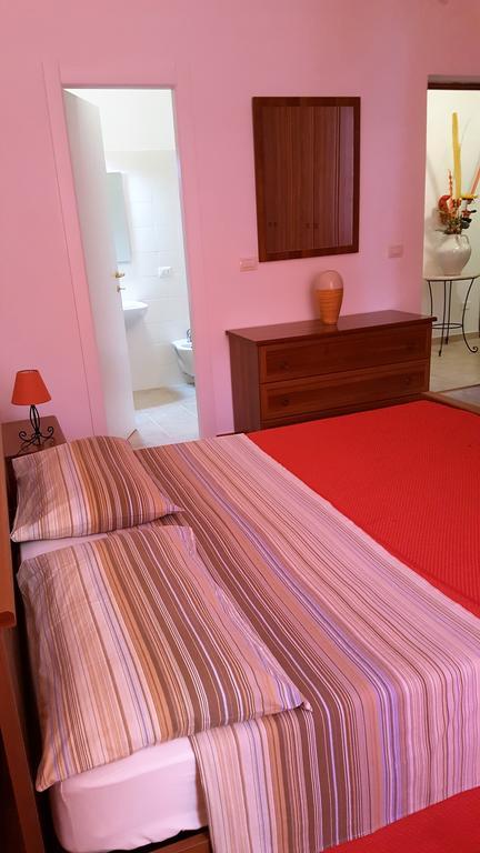 Il Giardino Del Nespolo Bed & Breakfast Alghero Ngoại thất bức ảnh